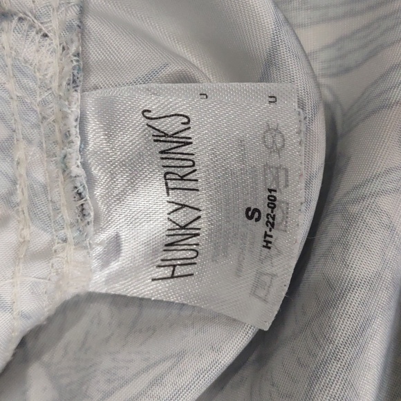 HUNKY TRUNKS SWIM SHORT. - Picture 9 of 14